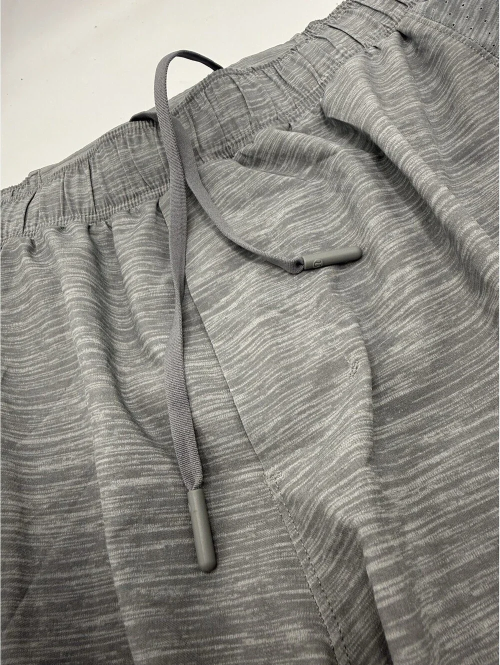 Lululemon Men's At Ease Shorts 7
